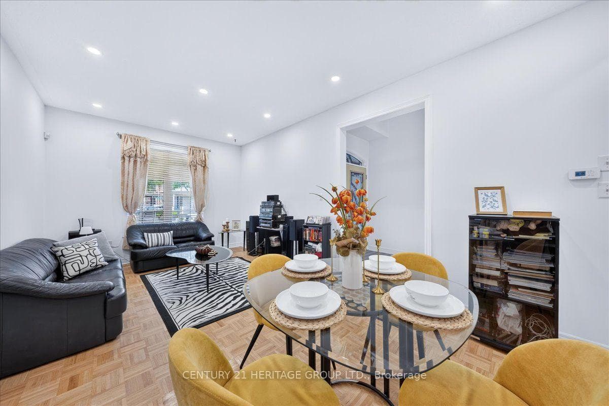 19 Reynolds Avenue photo 7