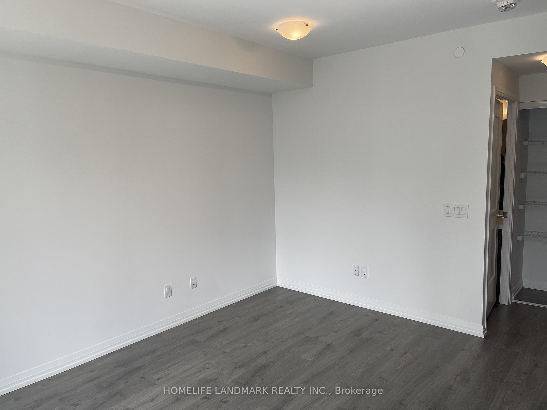 8 Widmer Street Unit 3215 photo 5
