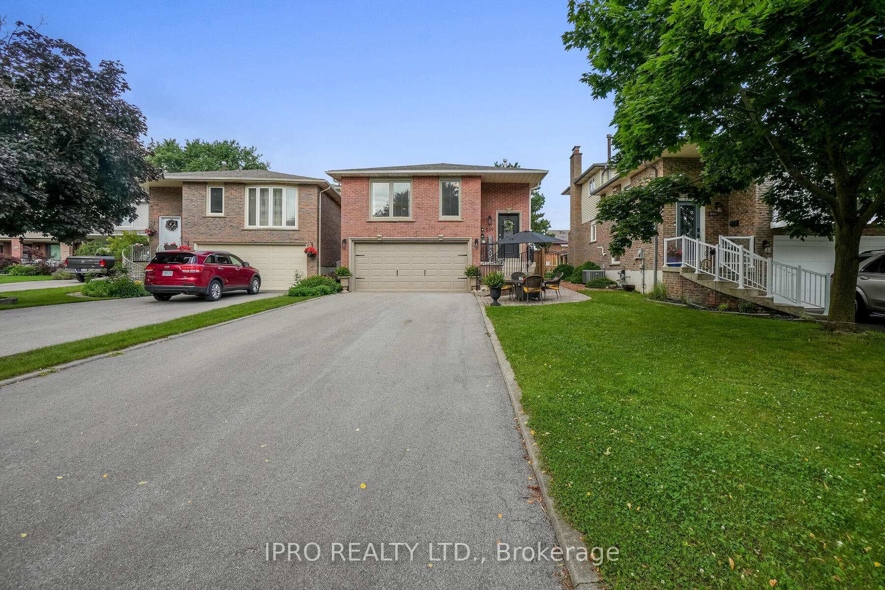 539 Conway Court photo 33
