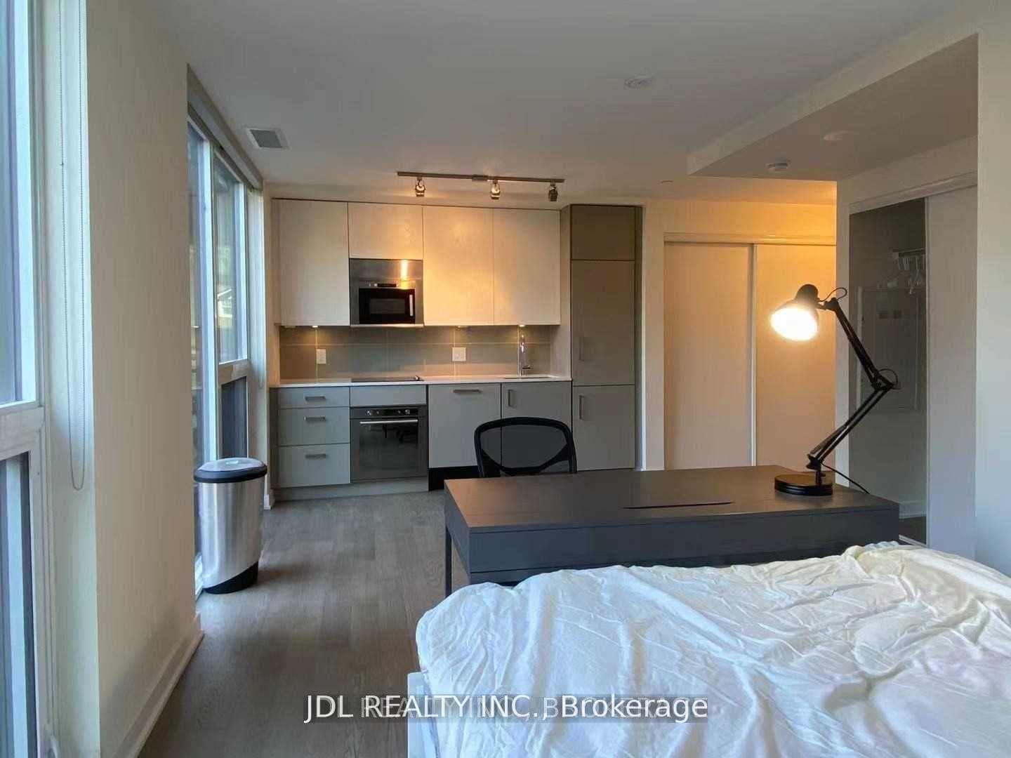 17 Dundonald Street Unit 205 photo 9
