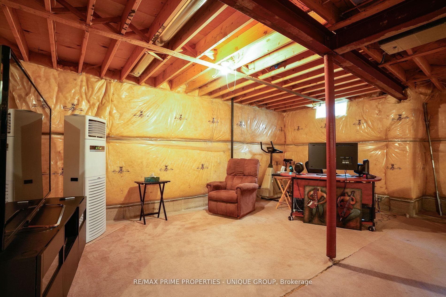81 Deib Crescent photo 36