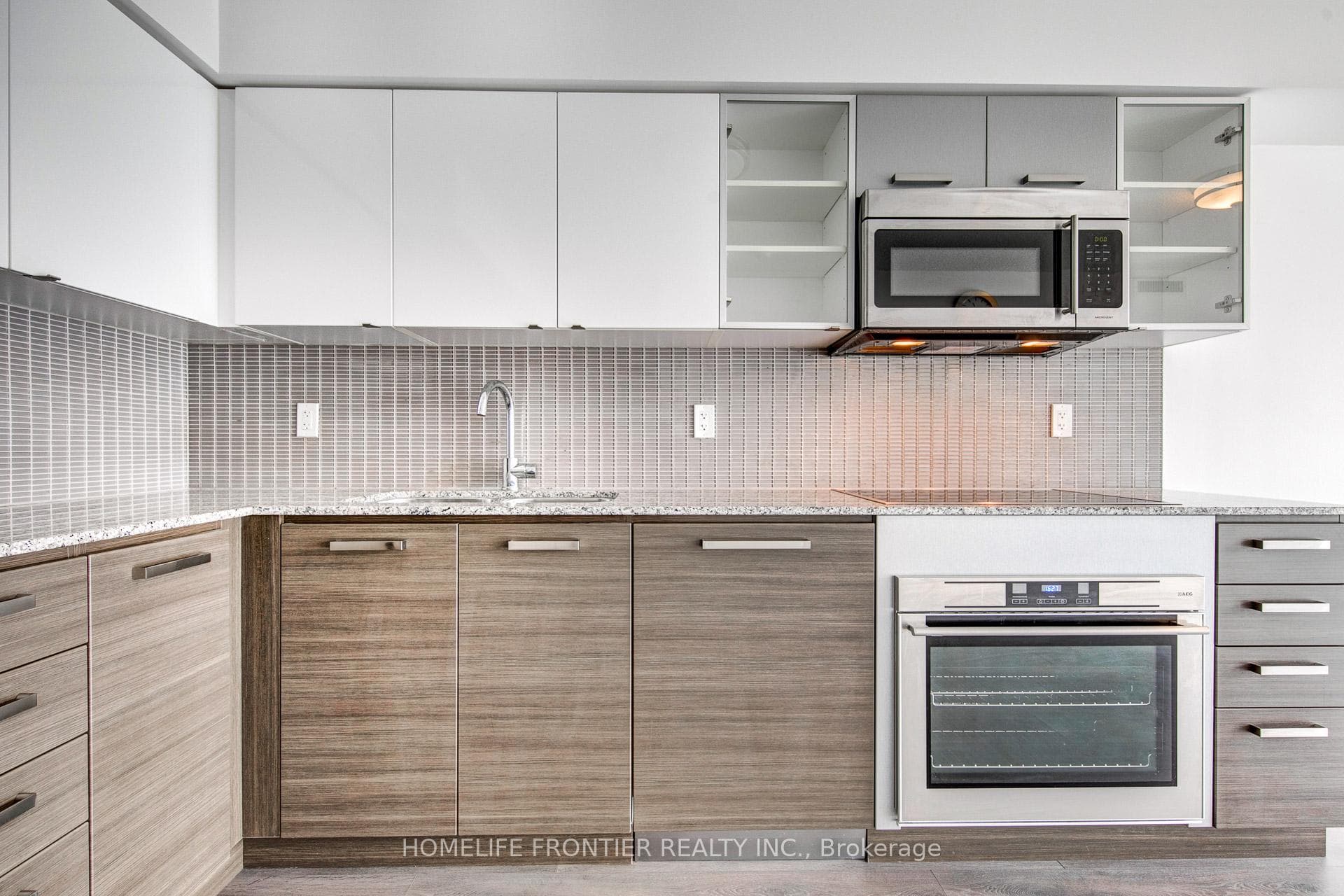 5168 Yonge Street Unit 808 photo 5
