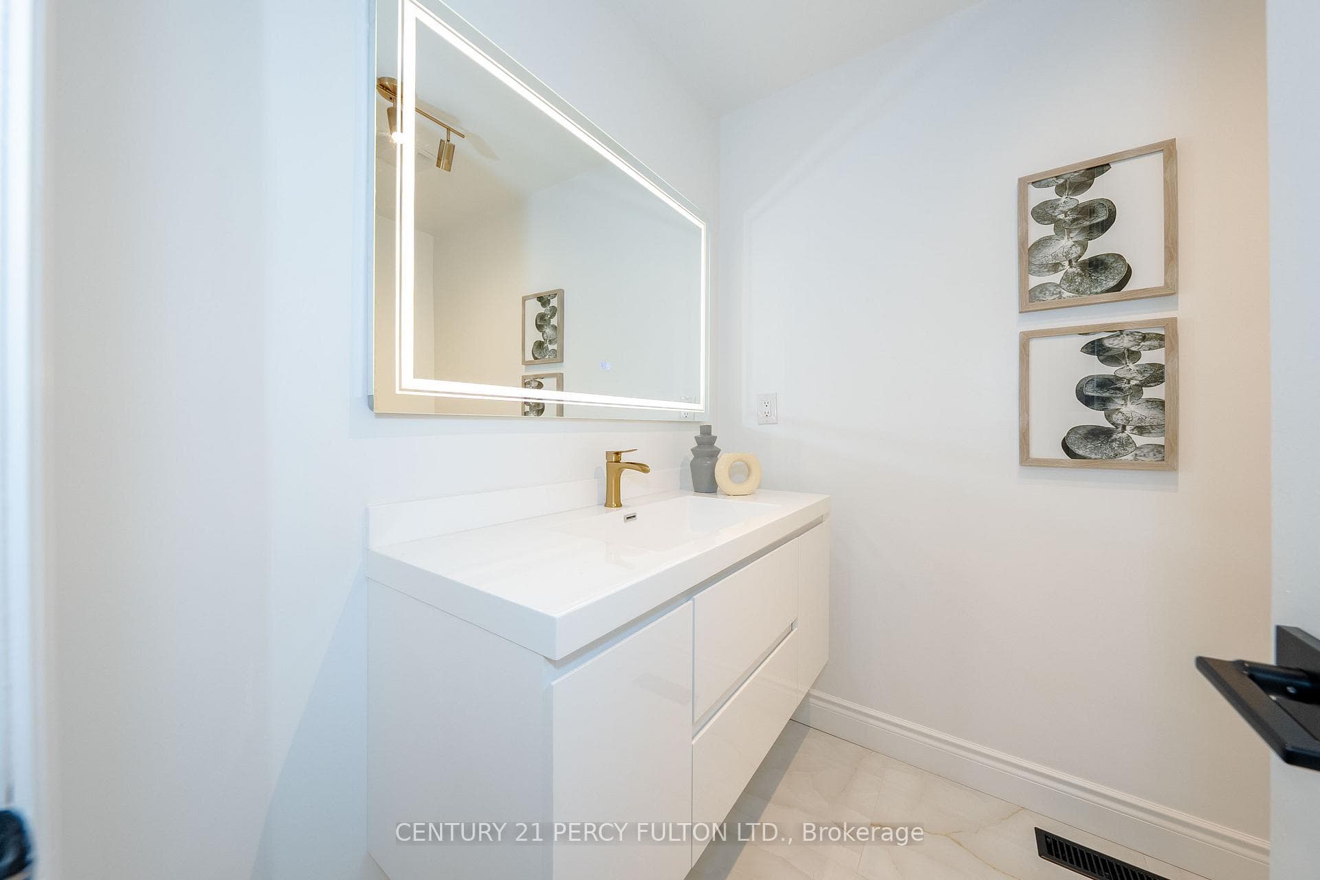 394 East Avenue photo 5