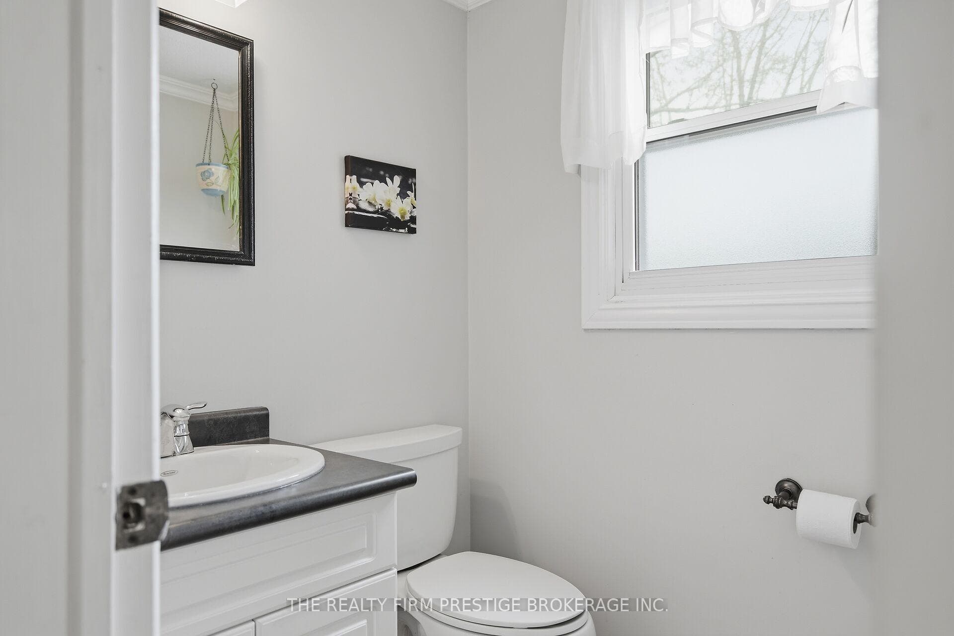 126 Gardenvale Crescent photo 19