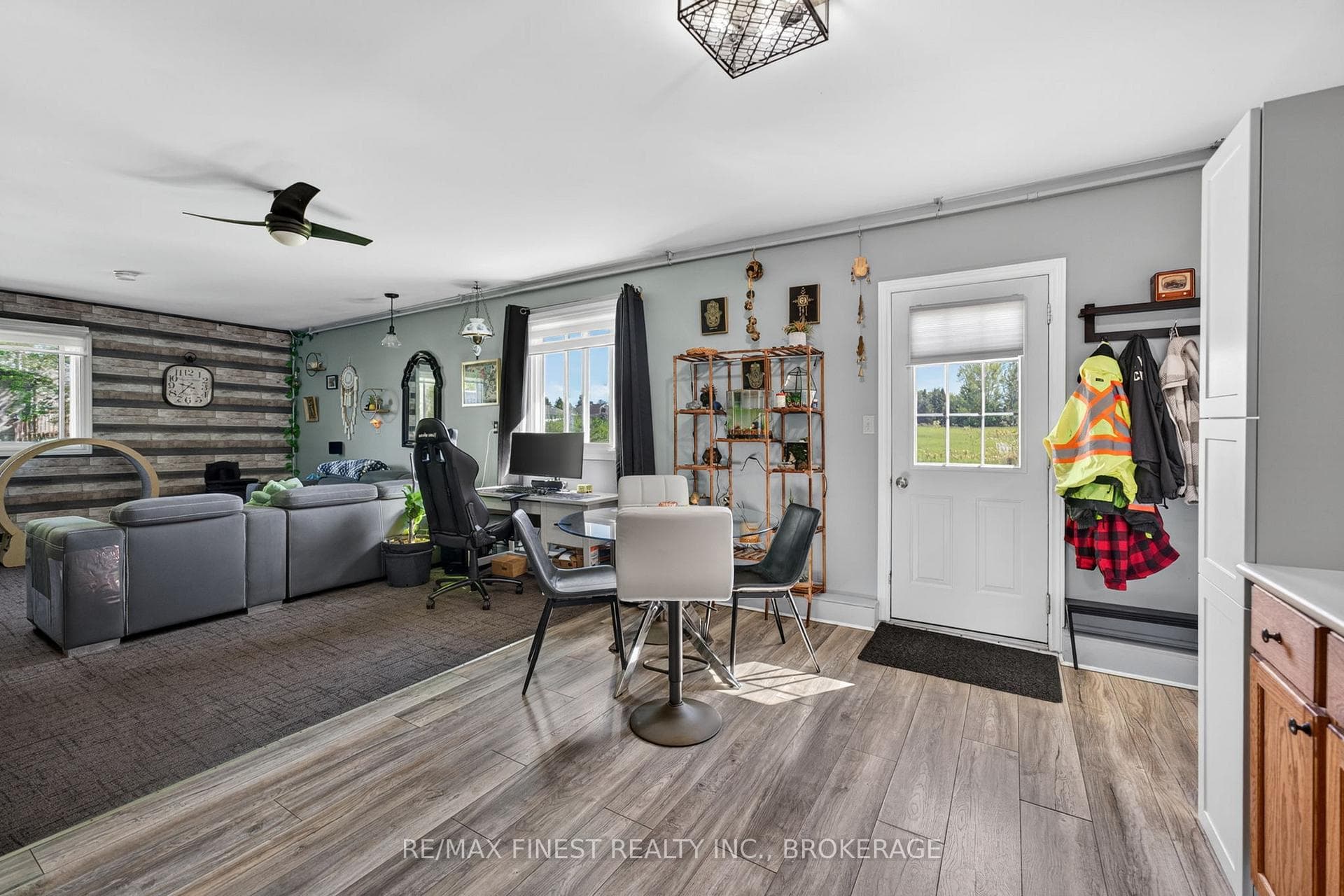 3 Mary Avenue photo 27