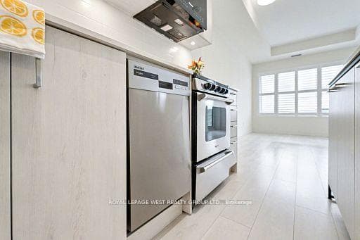 8010 Derry Road N/A Unit 705 photo 7