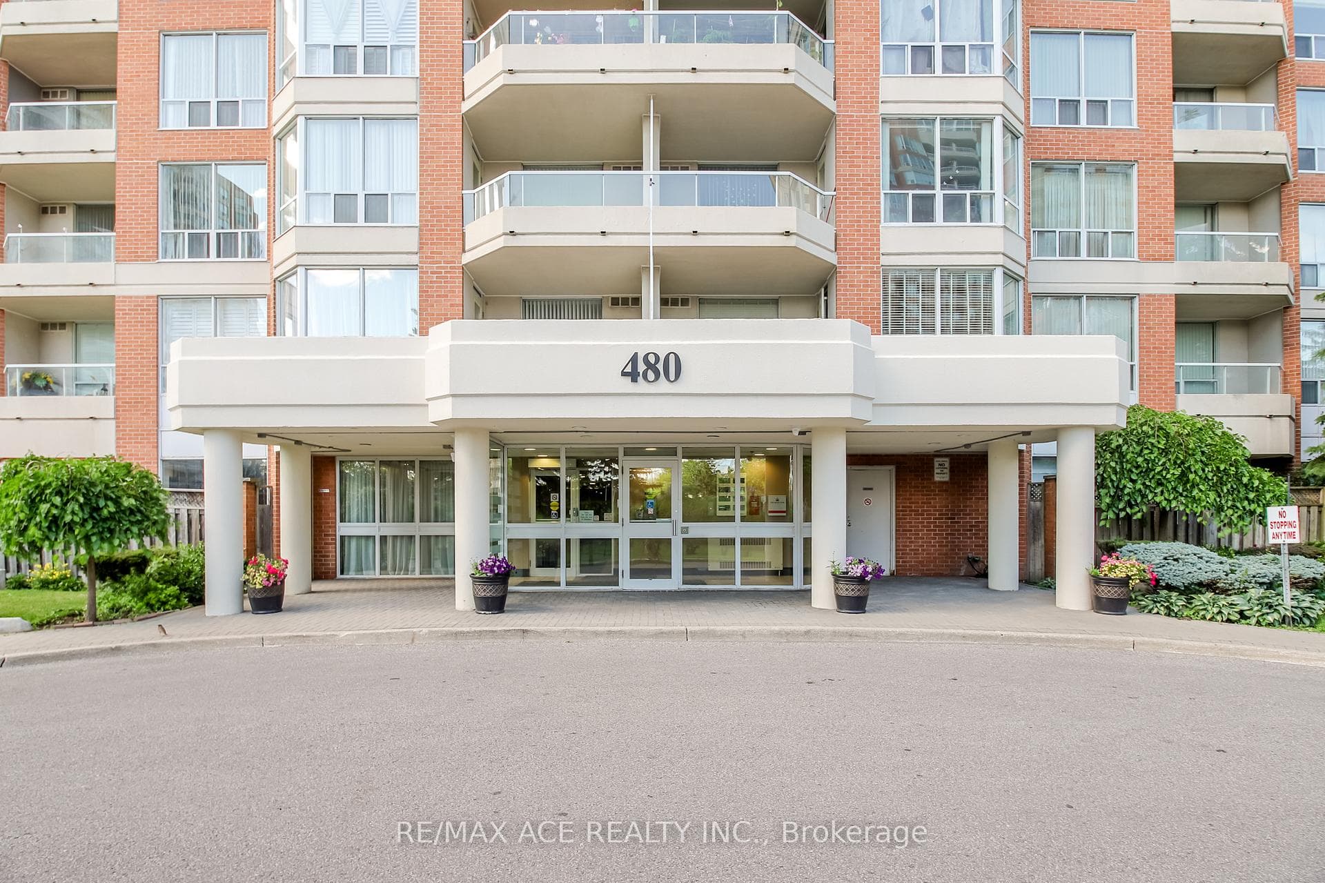 480 Mclevin Avenue Unit 314 photo 2