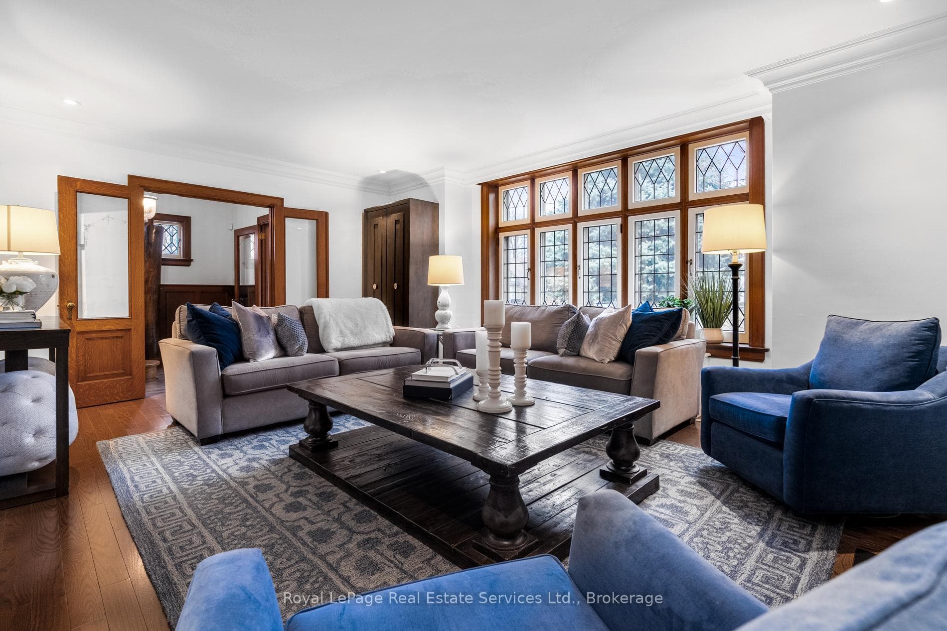 28 Thompson Avenue photo 12