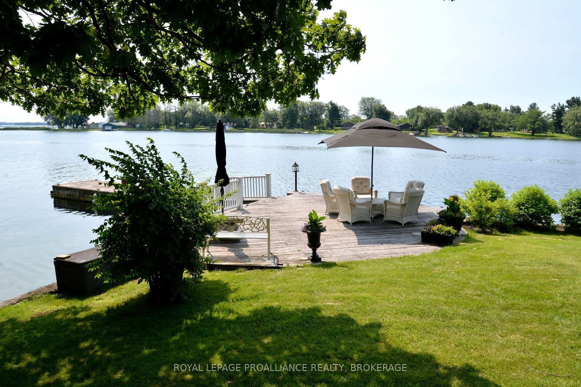 121 Tremont Park Island photo 32