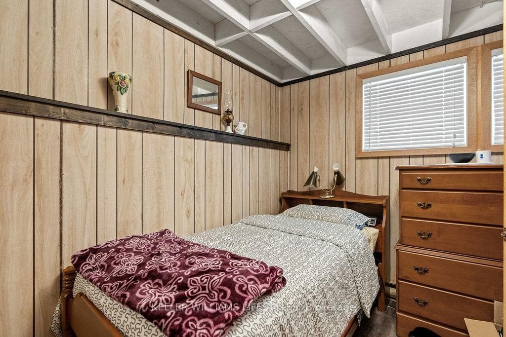 7403 SANDERSON Road photo 25