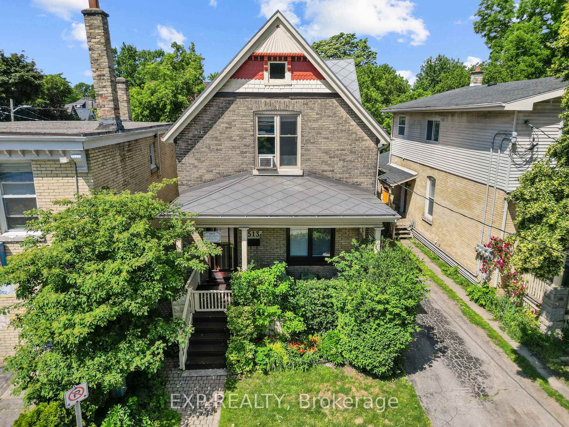 513 Quebec Street photo 1