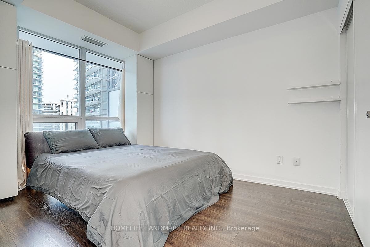 50 Forest Manor Road Unit 806 photo 13