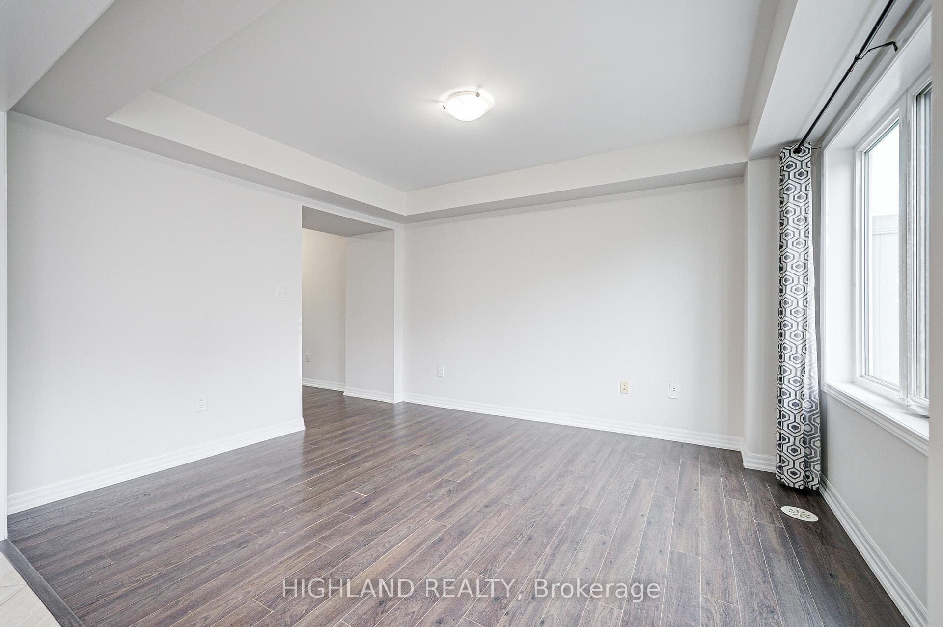 265 Ellen Davidson Drive Unit 4 photo 21
