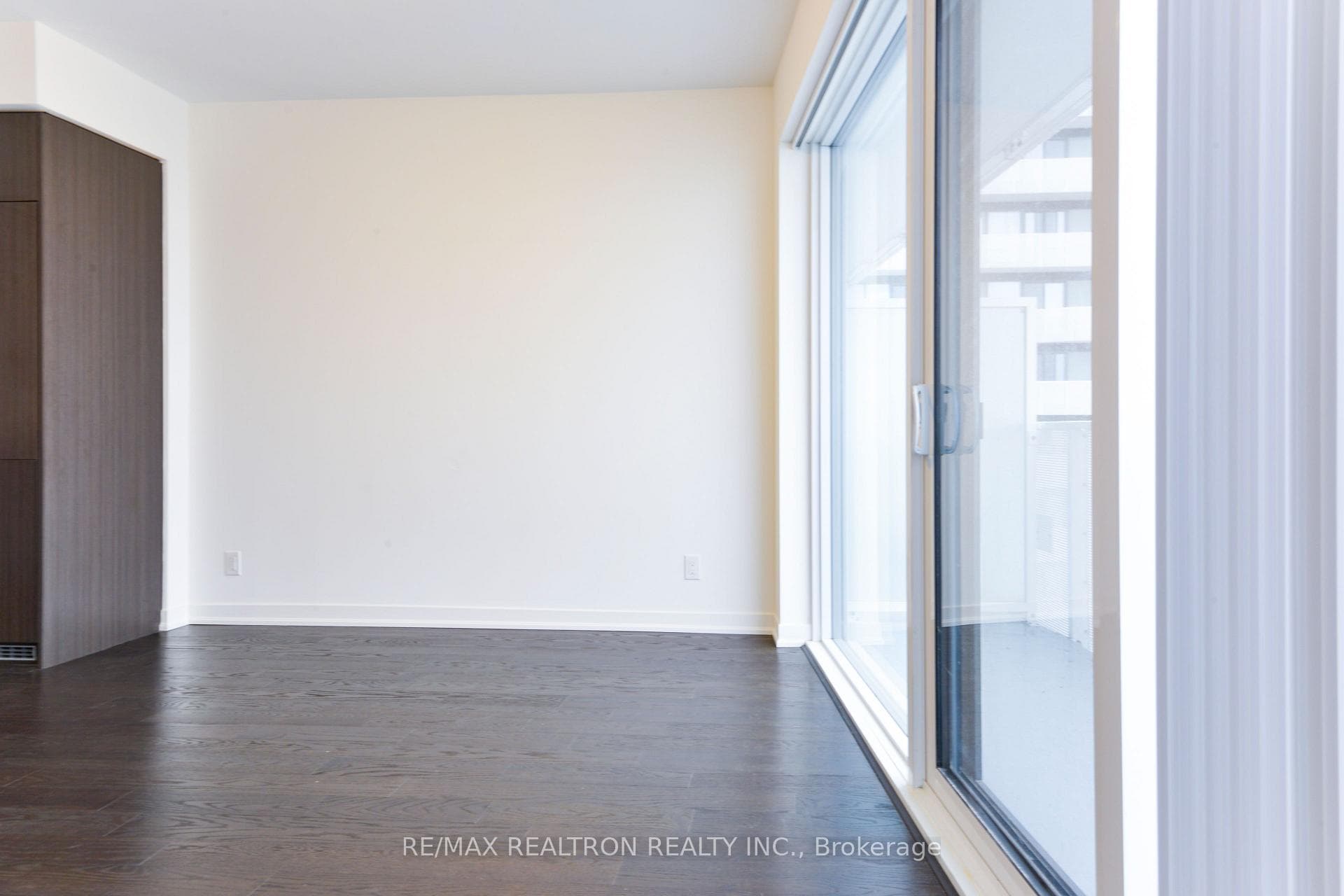 100 Harbour Street Unit 6709 photo 10