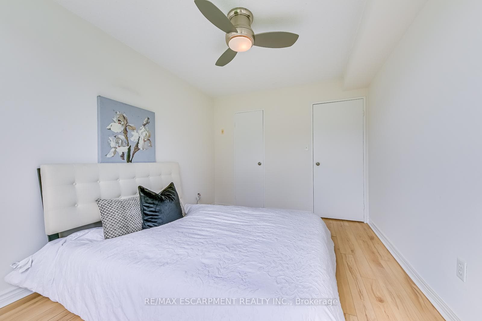 150 Charlton Avenue Unit 1205 photo 19