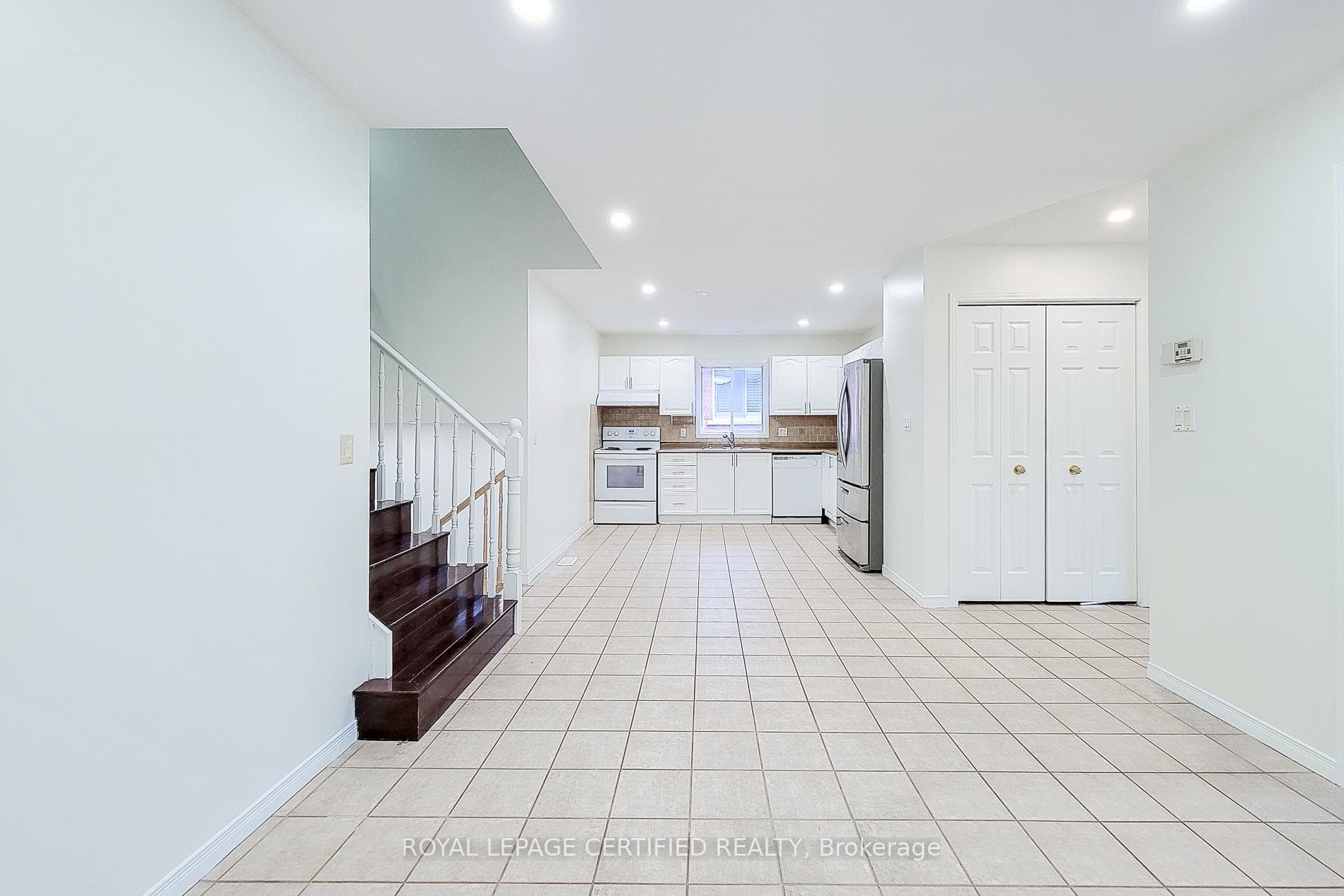 482 Berkindale Drive photo 22