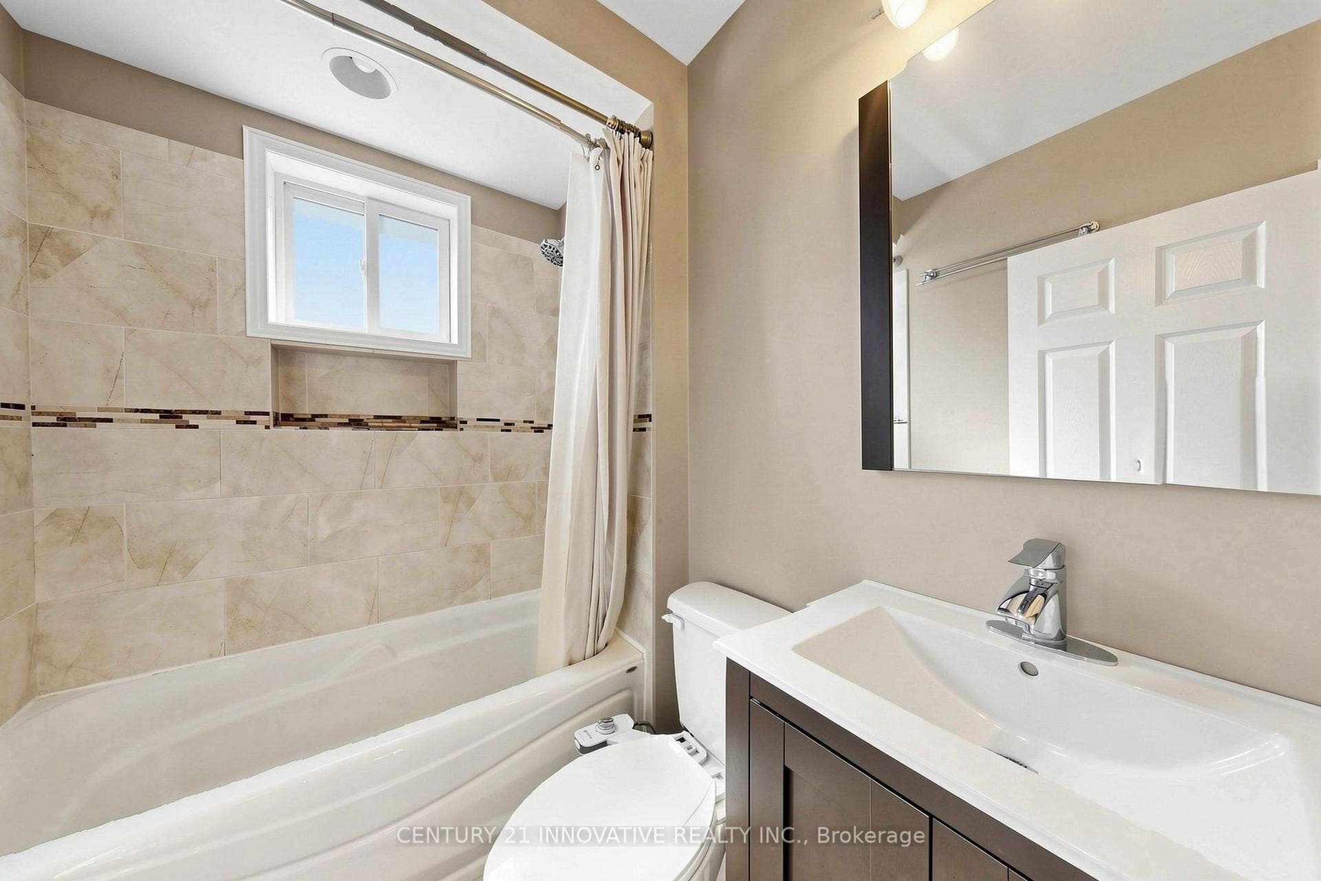 59 Manitoba Street photo 19