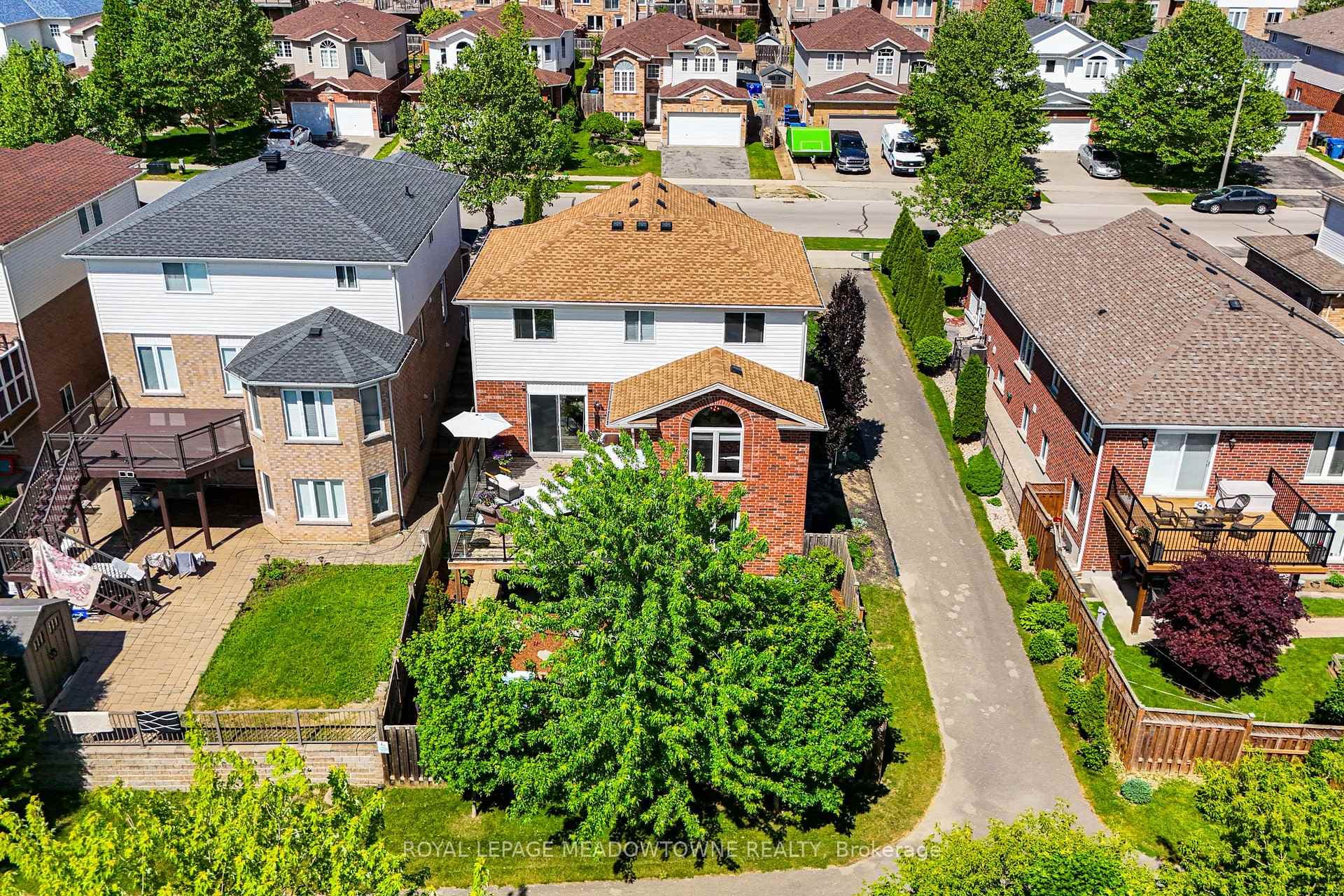 15 Zecca Drive photo 33