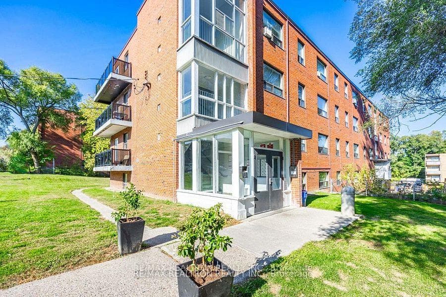 4 Hill Heights Road Unit 101 photo 1