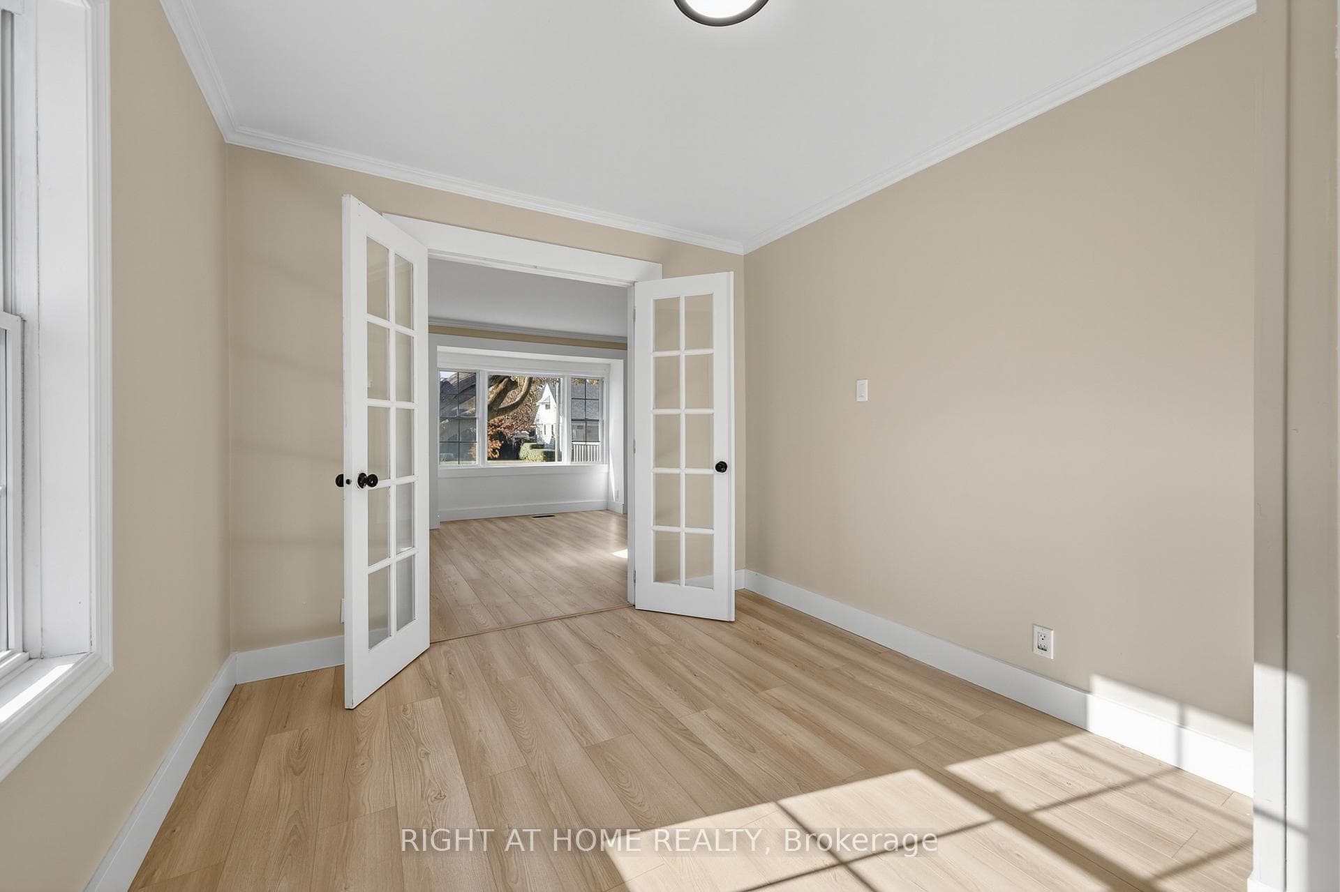 11 Newton Street photo 23