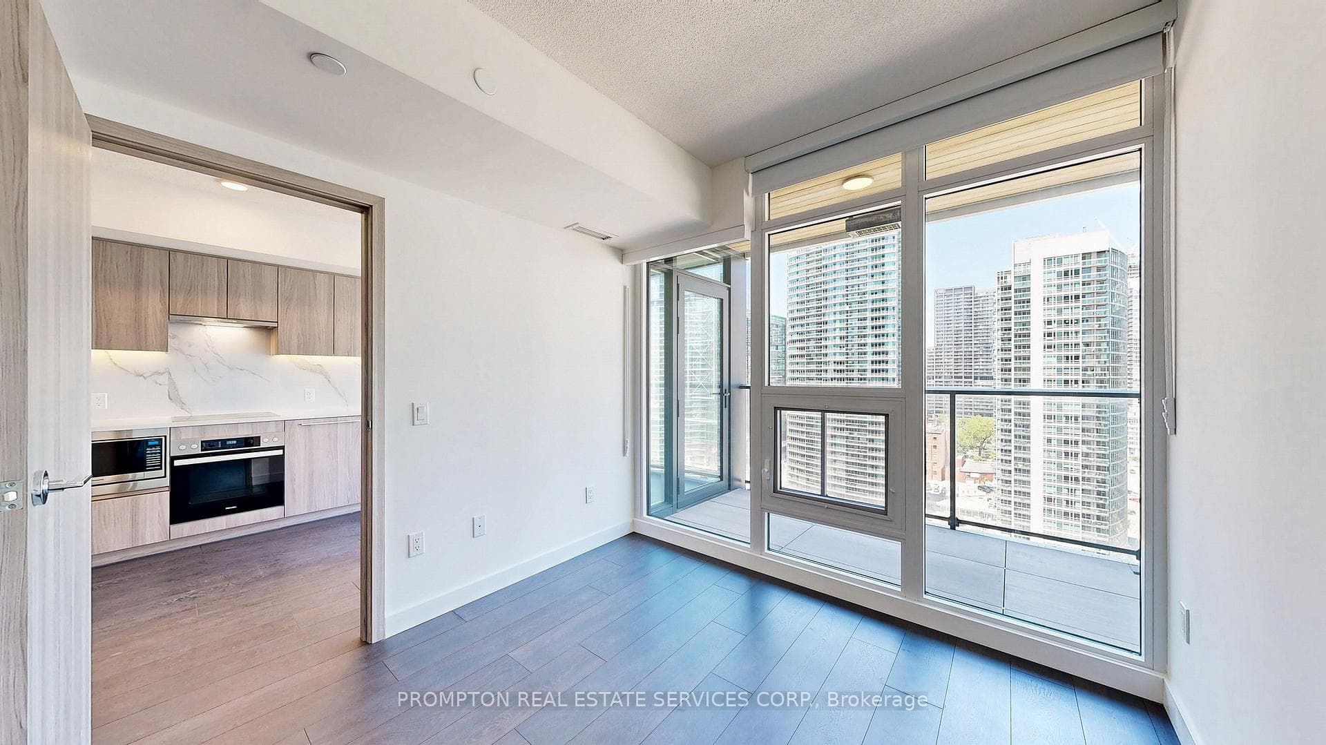 1 Concord Cityplace Way Unit 2015 photo 8