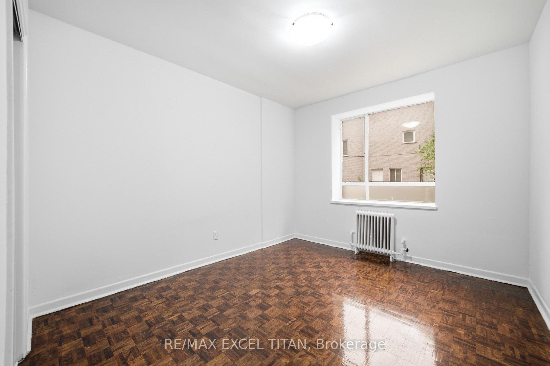 2895 Bathurst Street Unit 108 photo 8