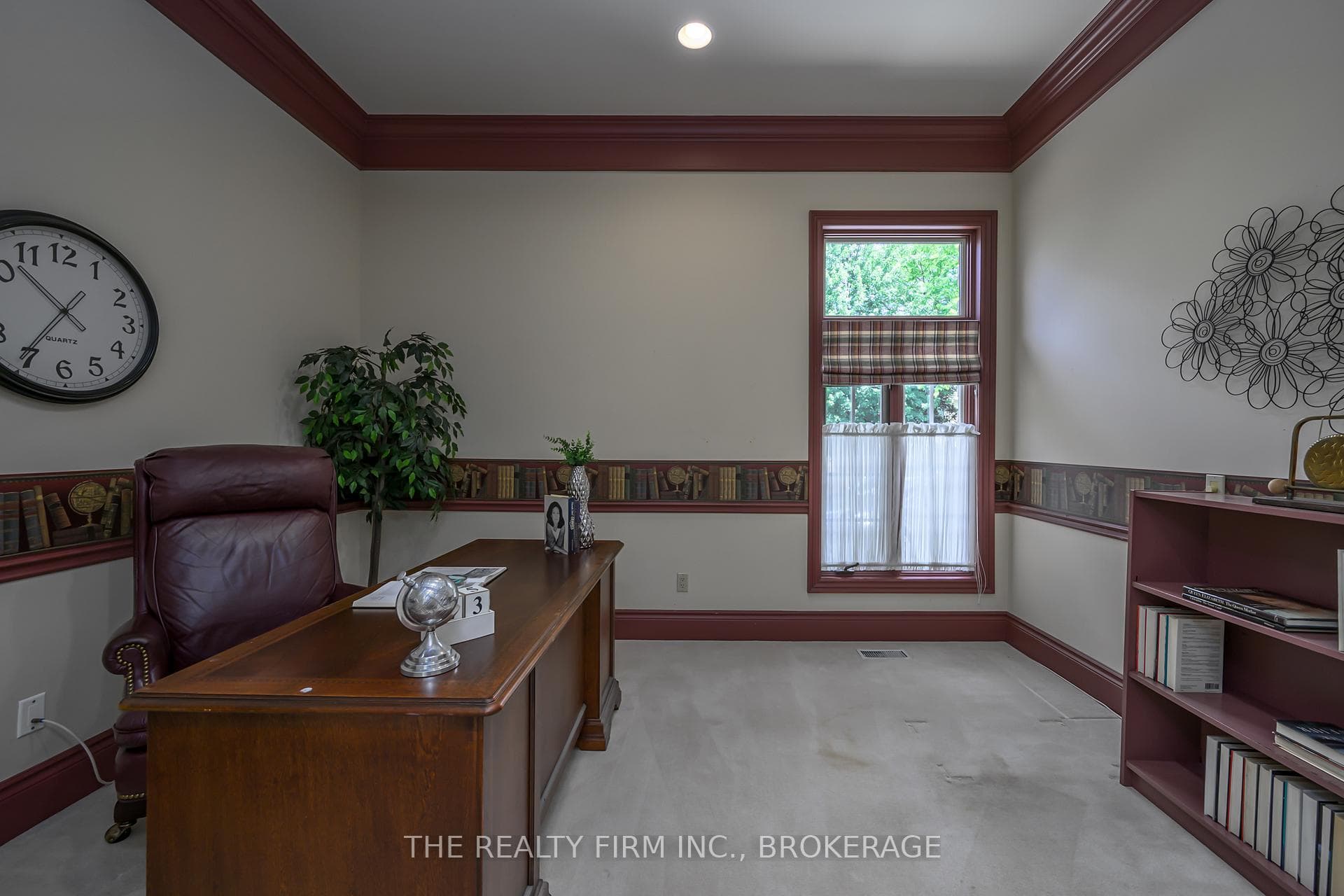 4690 COLONEL TALBOT Road Unit 3 photo 15