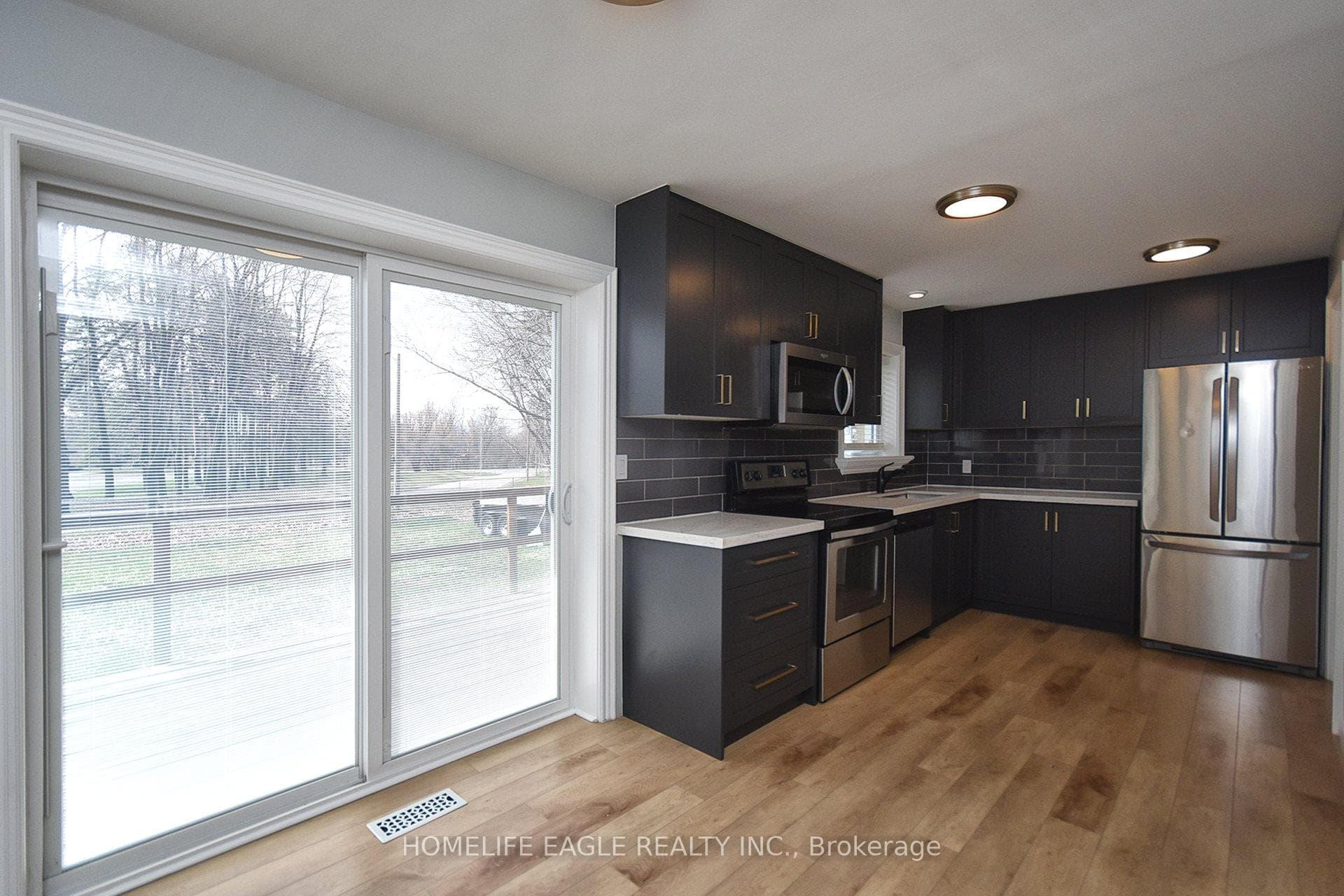 62 Hiley Avenue photo 5