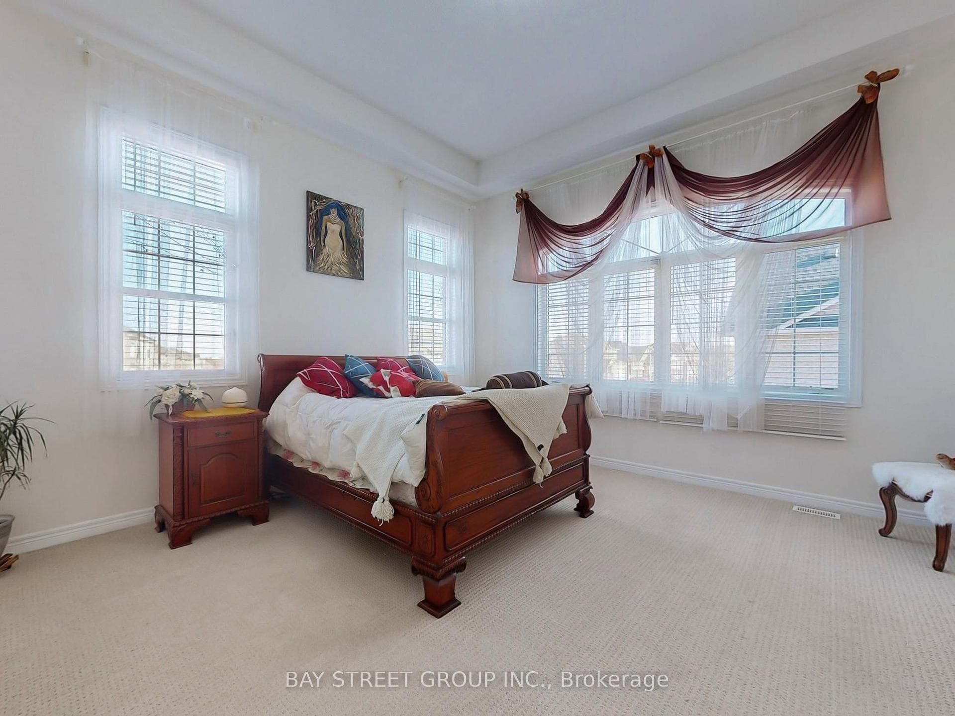 1 Ascalon Drive photo 18