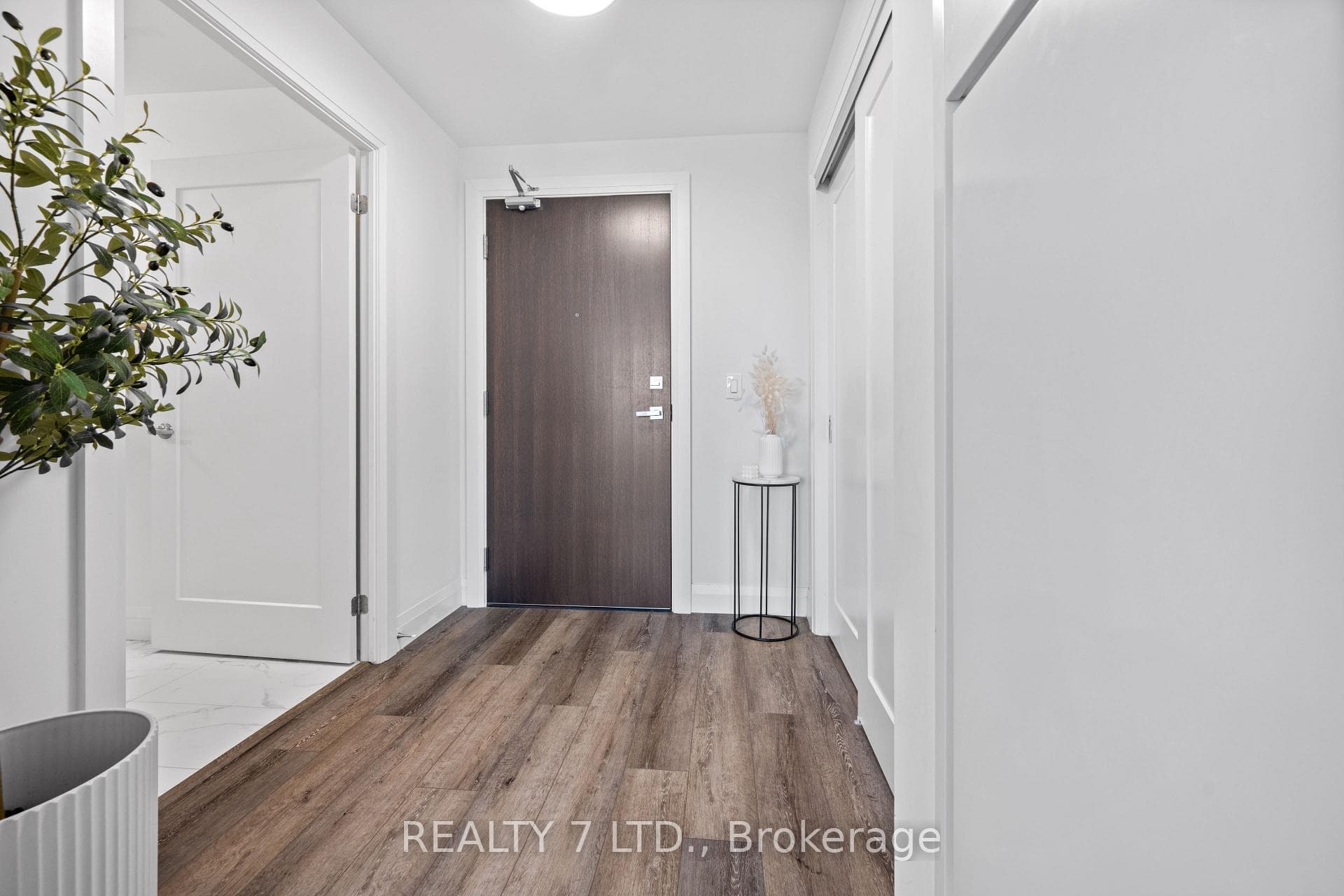 500 Brock Avenue Unit 1701 photo 4