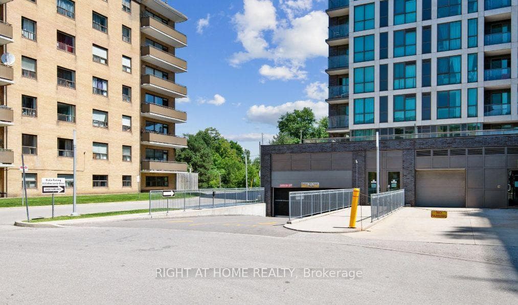 80 Esther Lorrie Drive Unit 513 photo 10