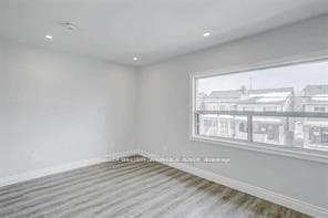 1822 Dufferin Street Unit Upper photo 6