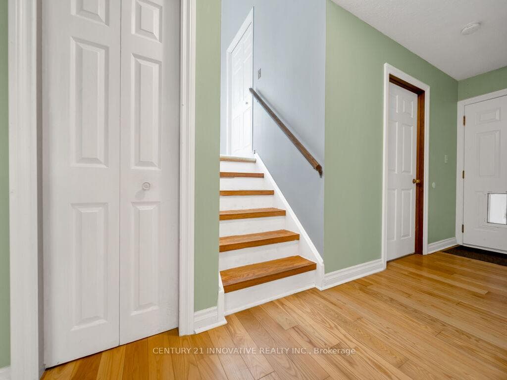 838 Mackendrick Drive photo 26