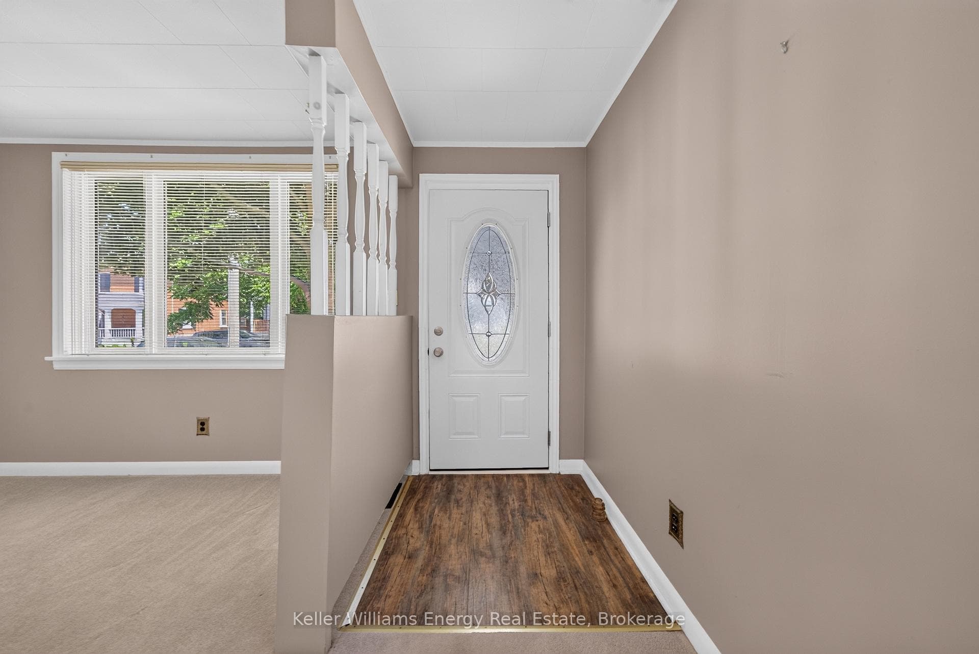 7 Maple Avenue photo 22