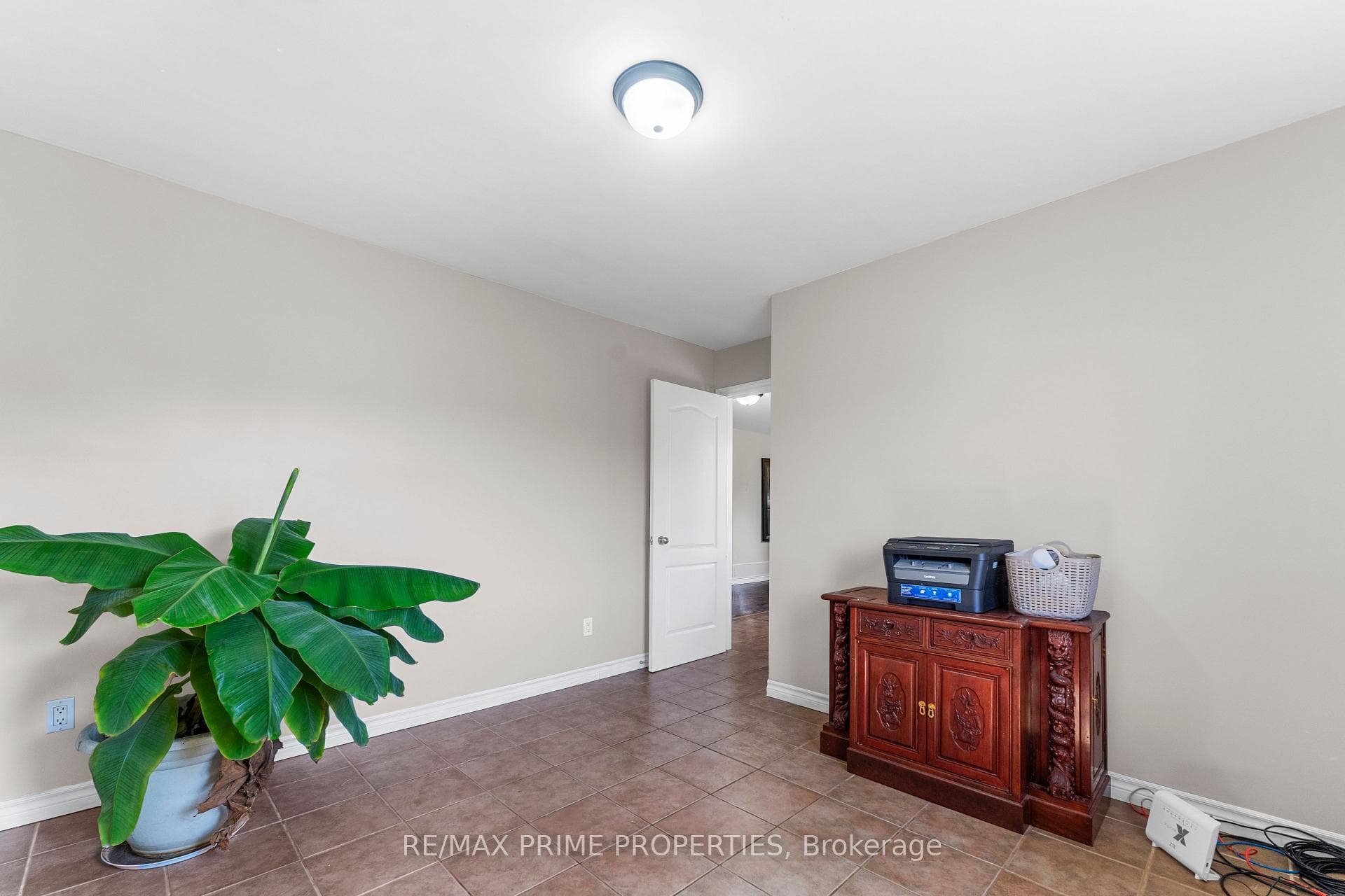 202155 Dufferin Road Unit 109 photo 7