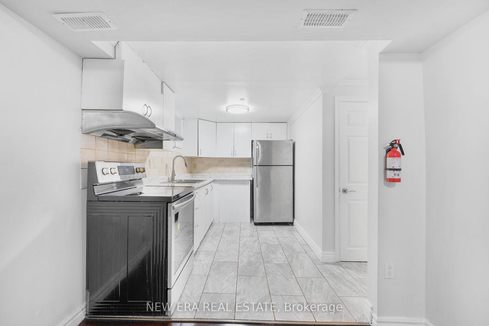 17 Vanwart Drive photo 28
