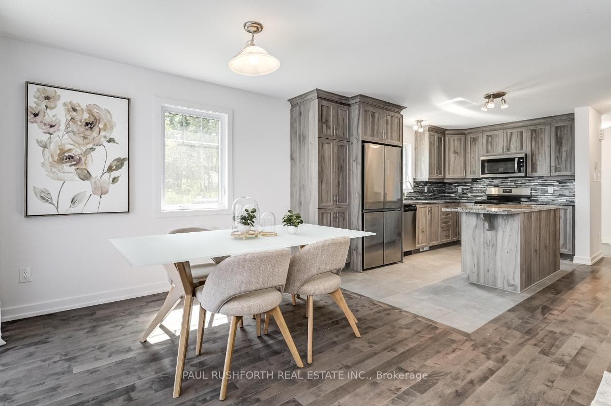 Model Home-325 Dion