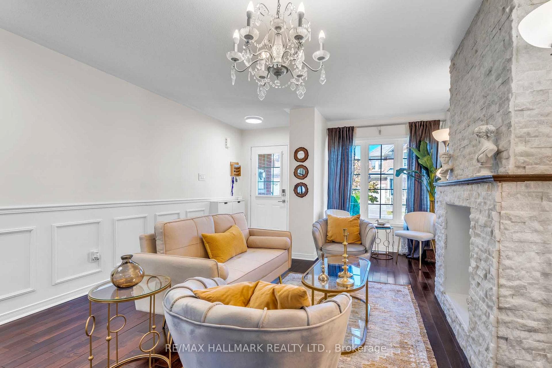 56 Westcliffe Crescent photo 5