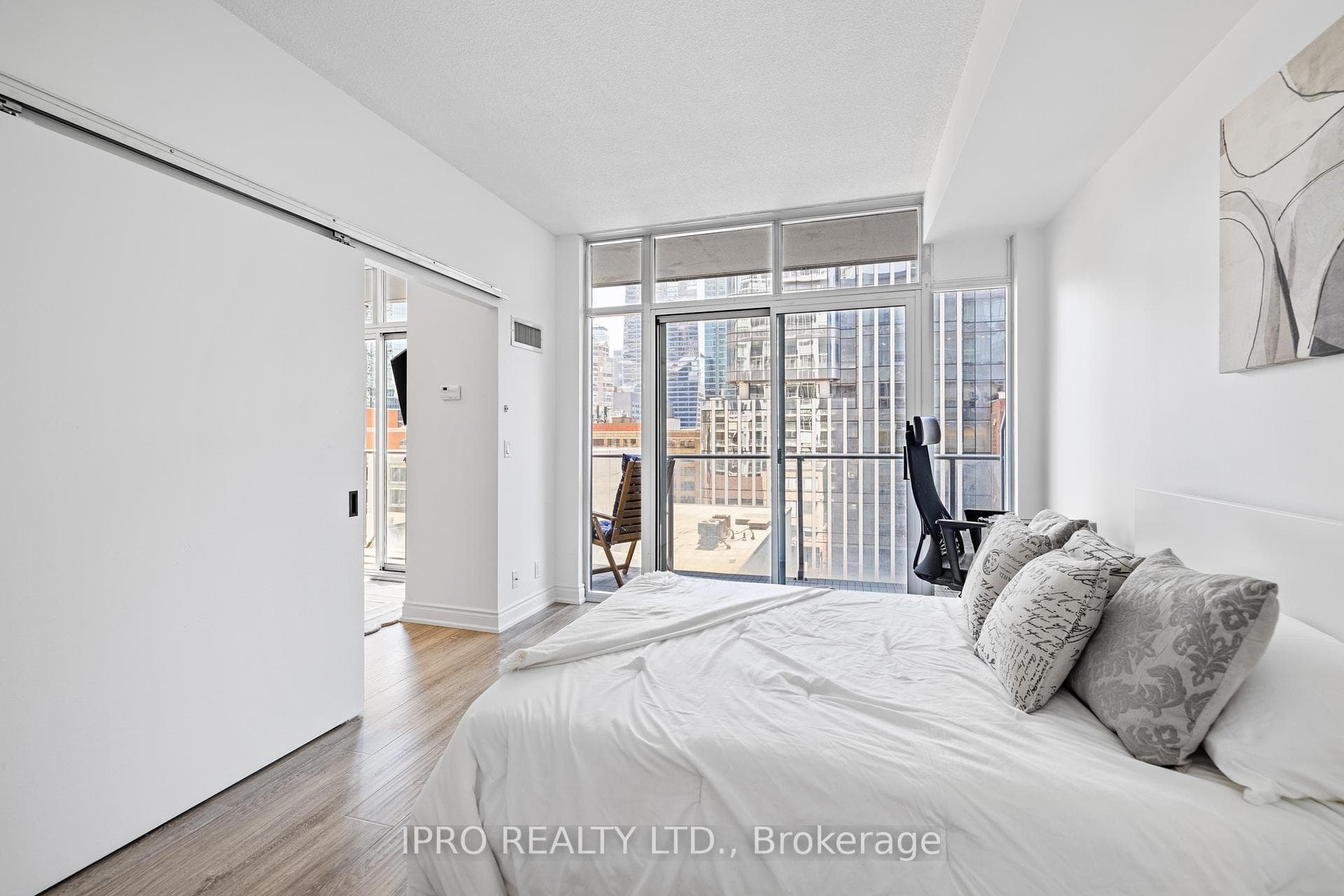 21 Nelson Street Unit 732 photo 16
