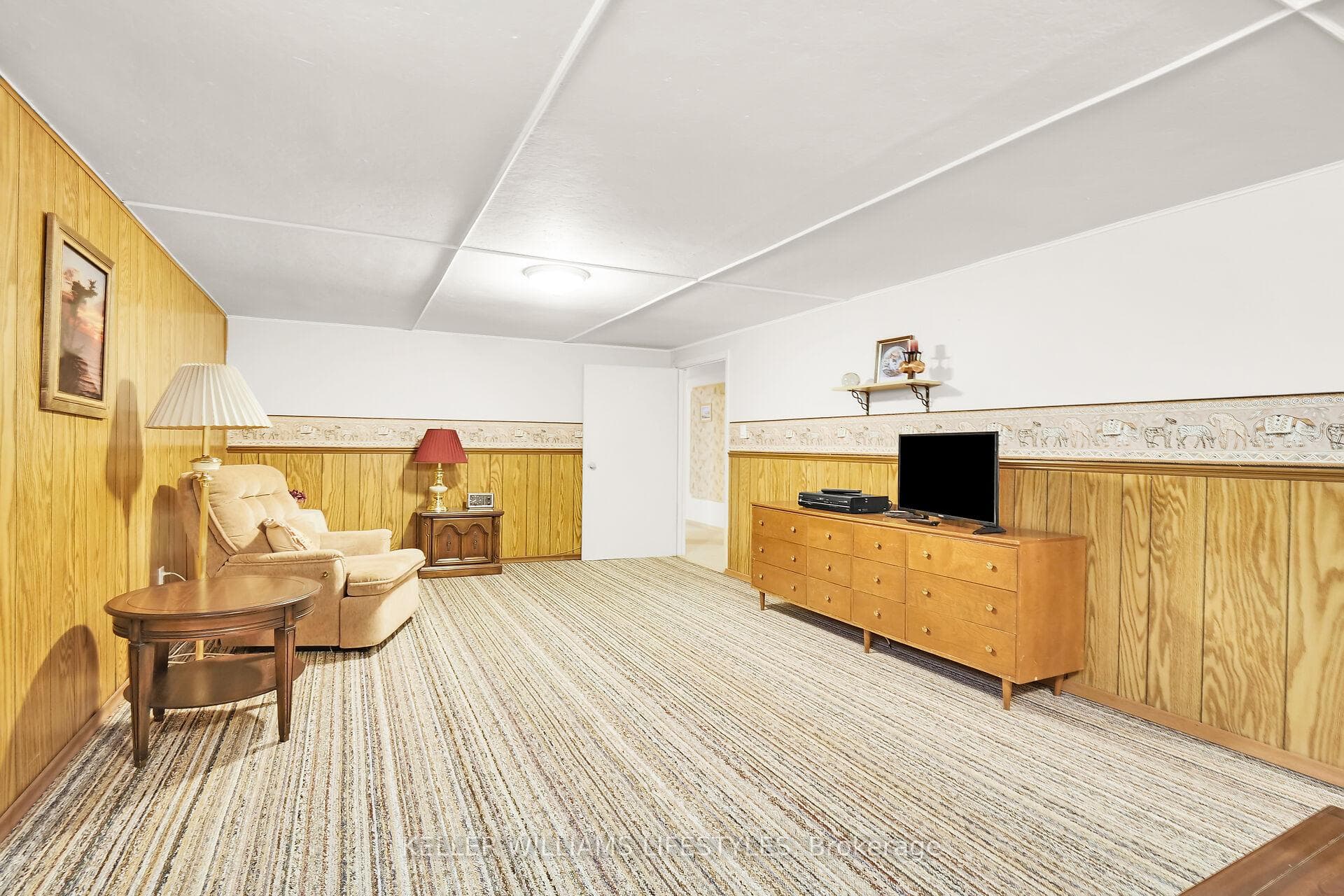 1569 Dale Street photo 24
