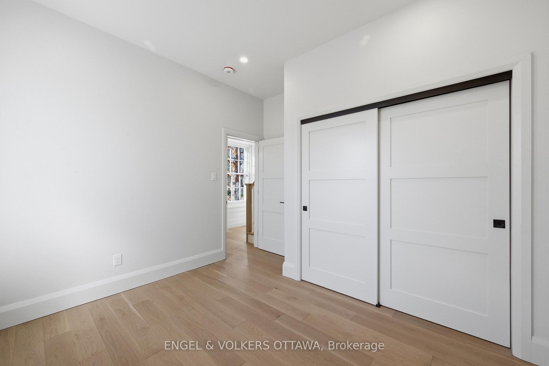 71 Thomas Street photo 32