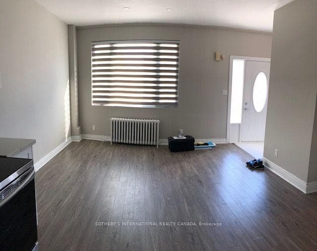 647 Vaughan Road Unit A1 photo 2