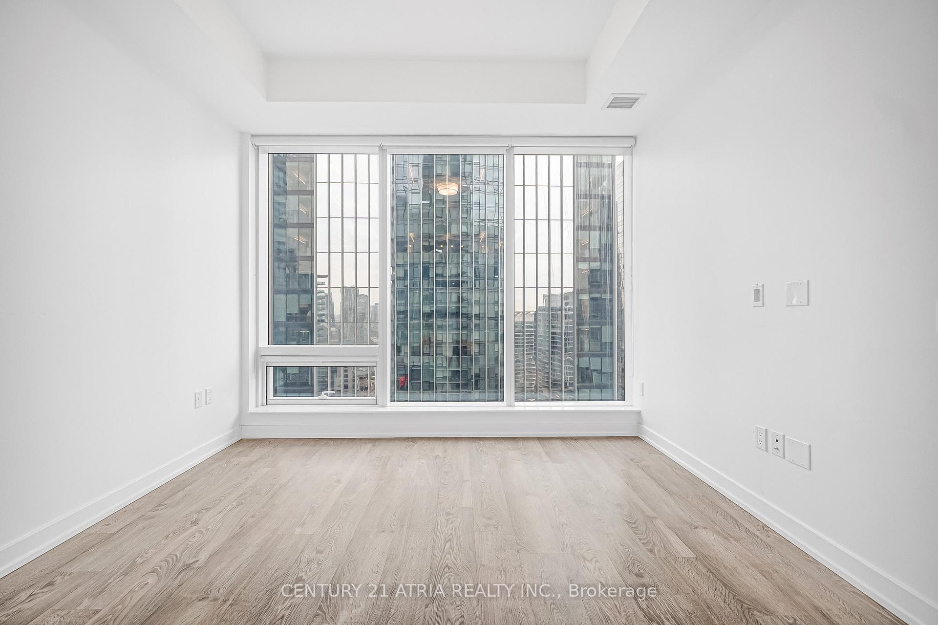 10 York Street Unit 2804 photo 28