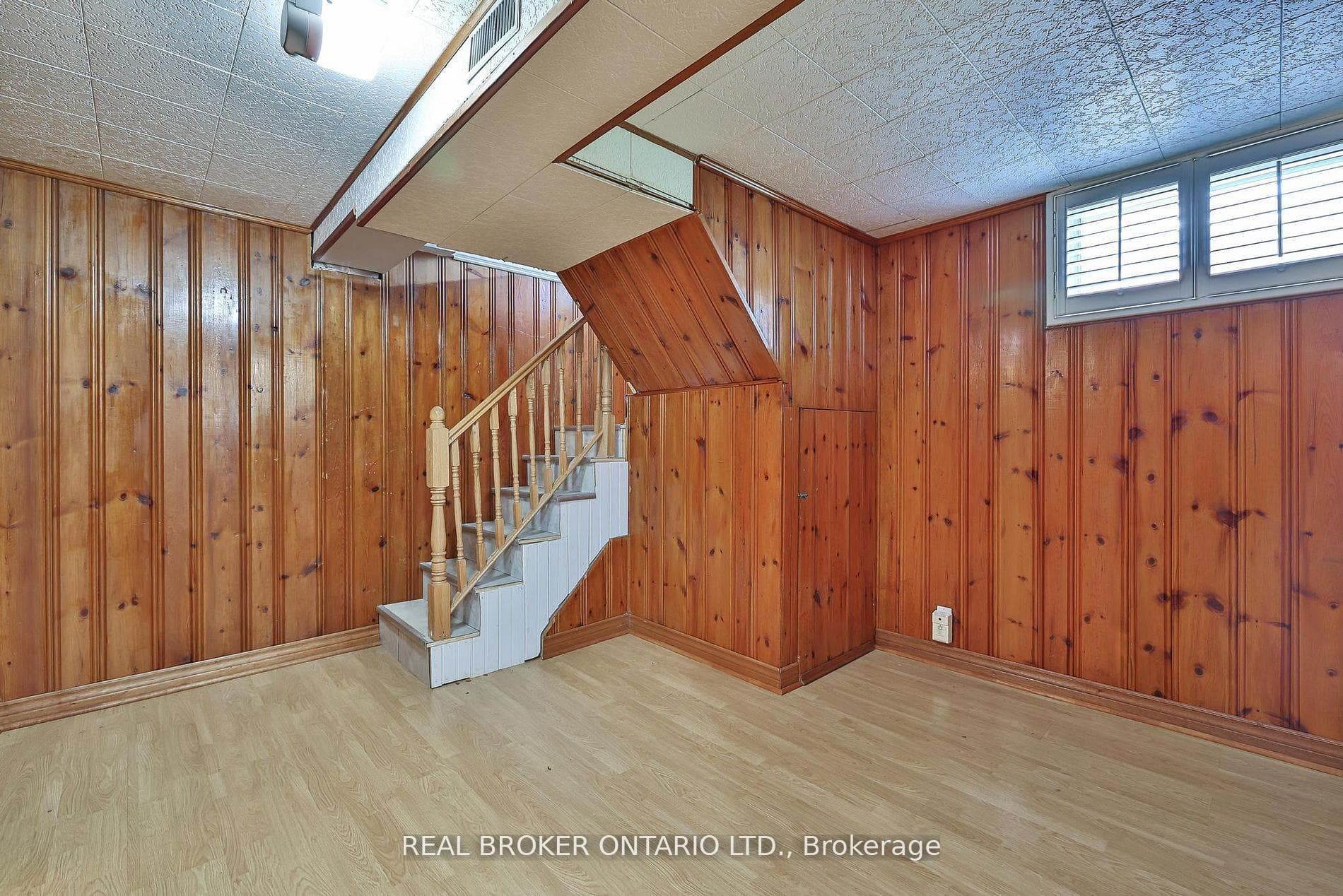 14 Woodridge Court photo 31