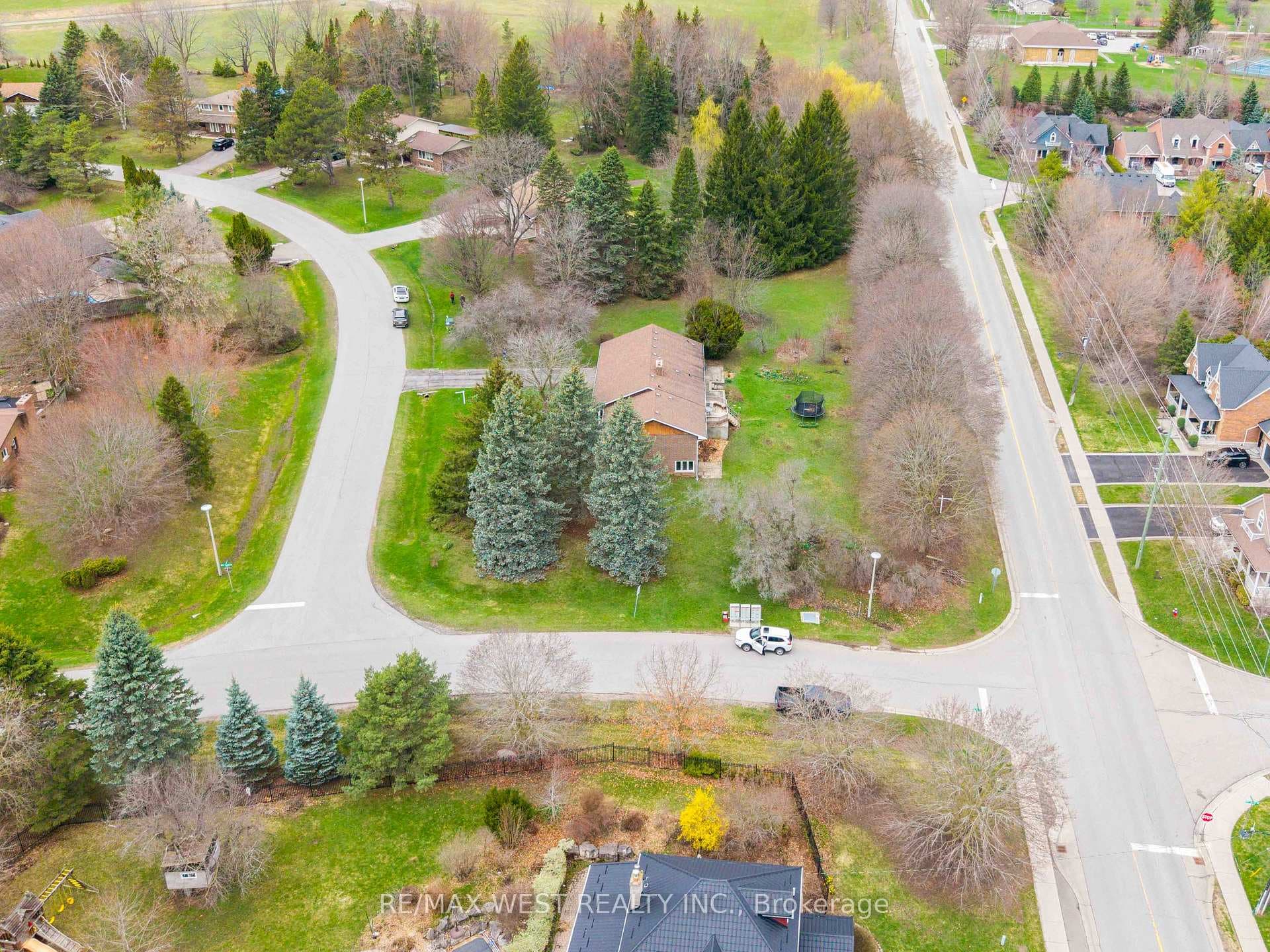 3 Field Crest Road photo 41
