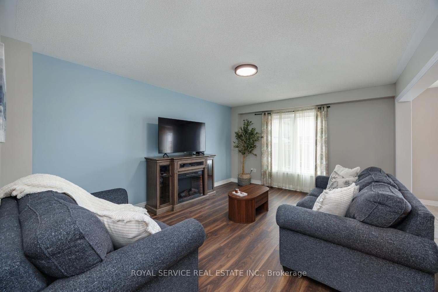 222 Bruce Cameron Drive photo 15
