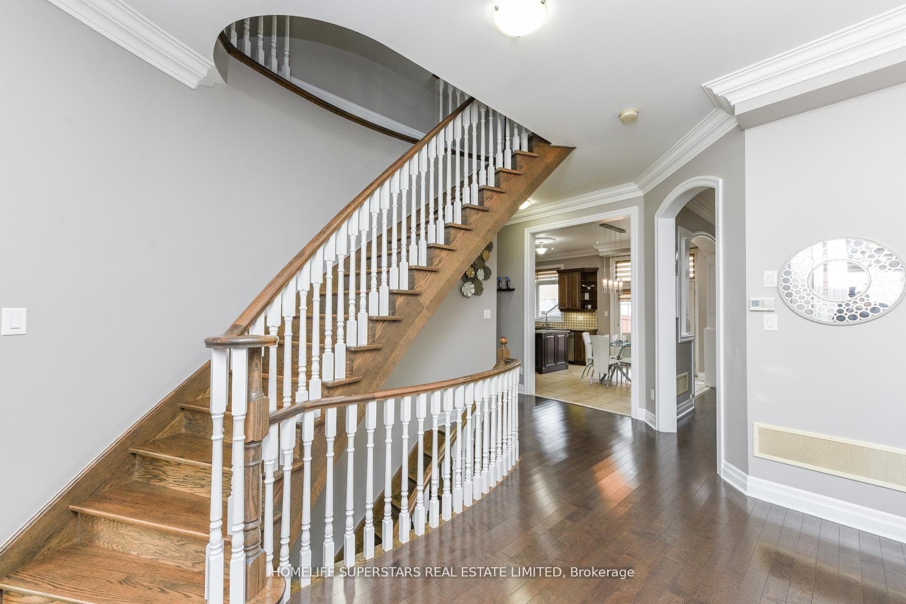8 Bainsville Circle photo 7