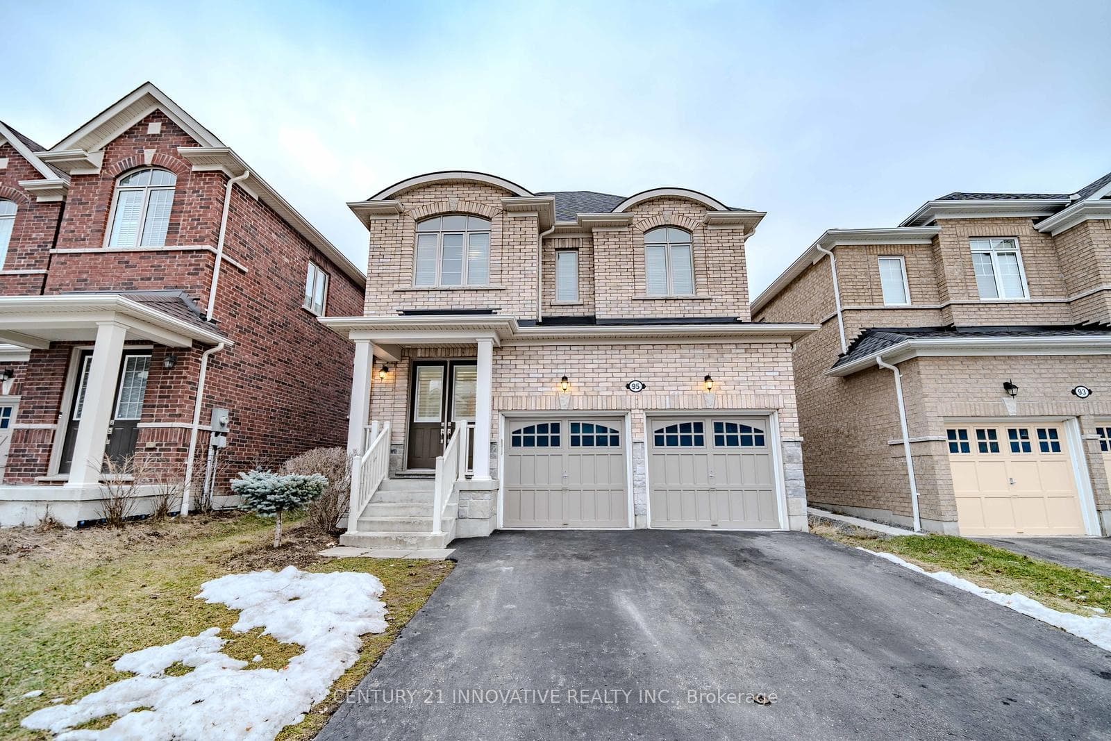 95 Bridlewood Boulevard photo 2