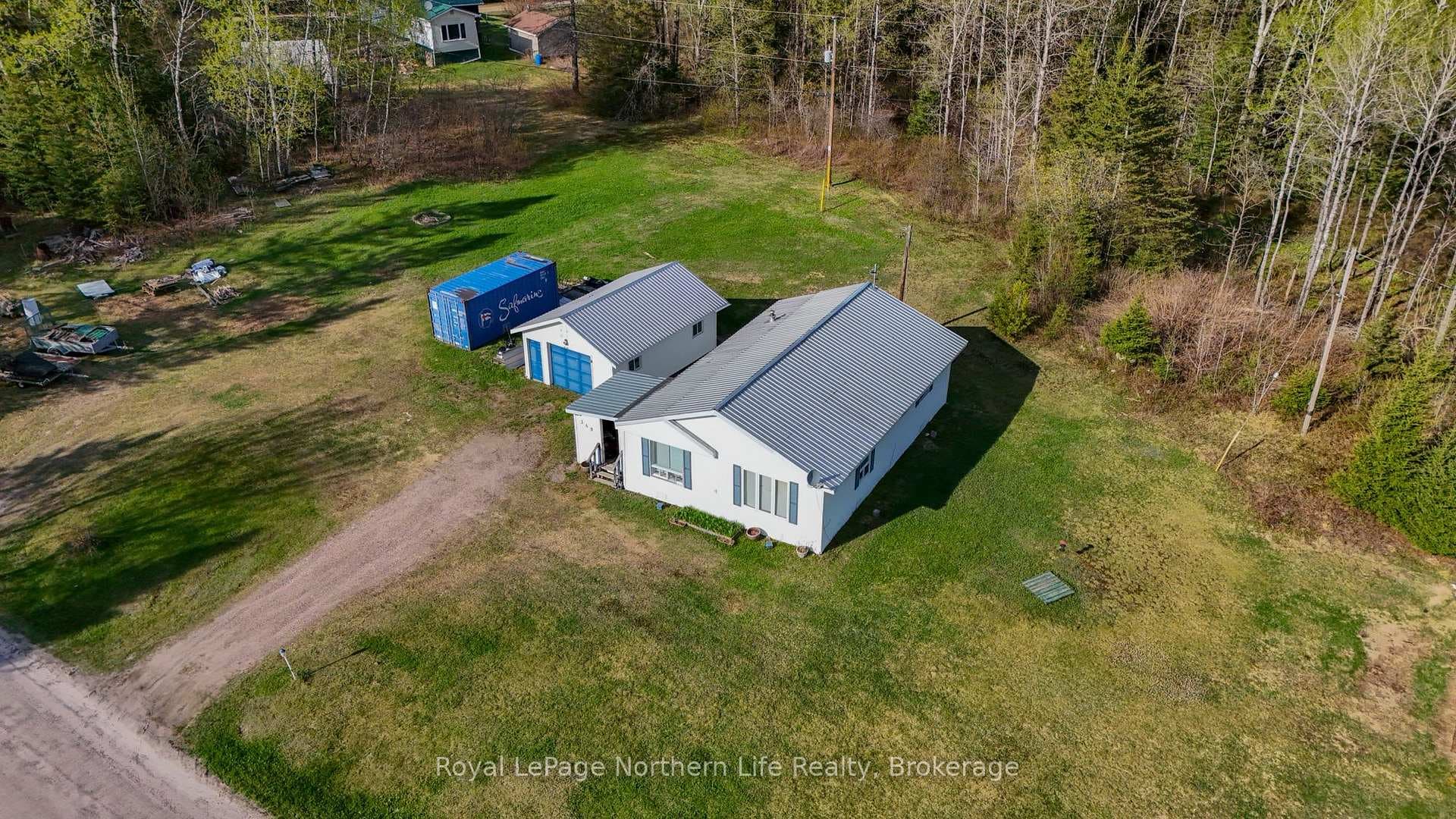 349 North River Road photo 8