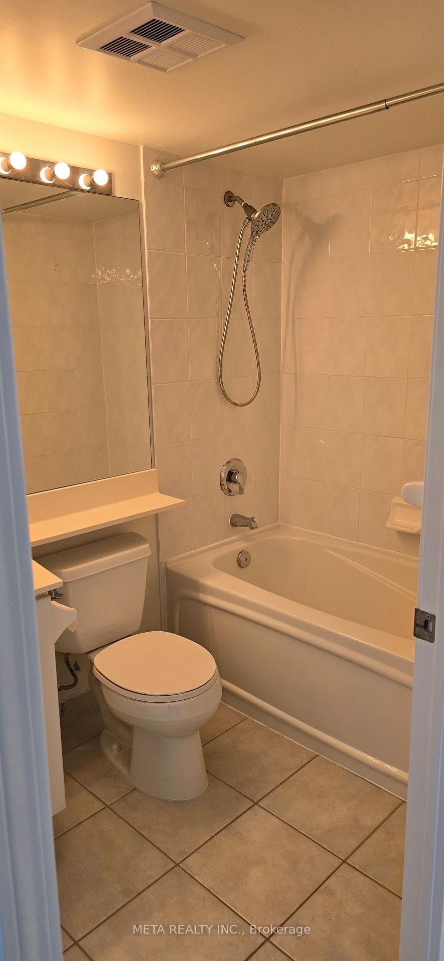 28 Harrison Garden Boulevard Unit 1008 photo 20